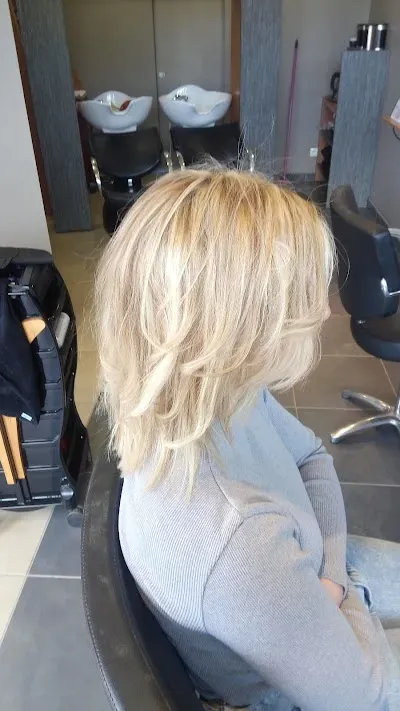 Salon de coiffure femme à Calais